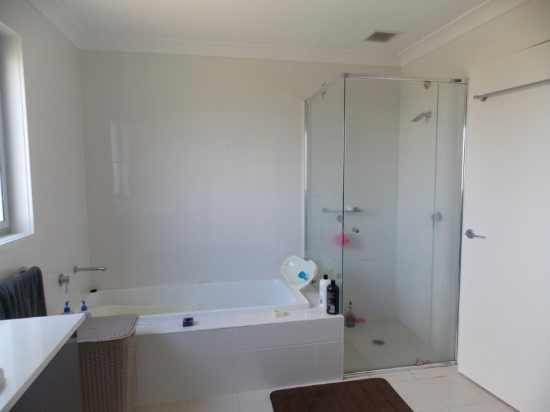 97 Gannet Dr, Cranebrook NSW 2749