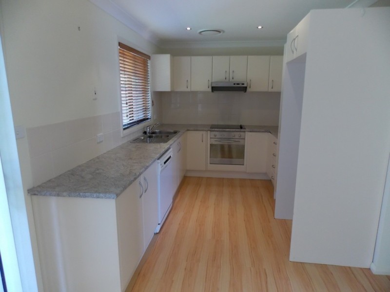 14b Herbert Street, Cambridge Park NSW 2747