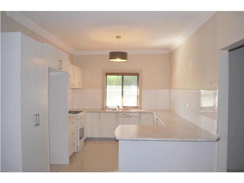 14 Dent Street, Jamisontown NSW 2750