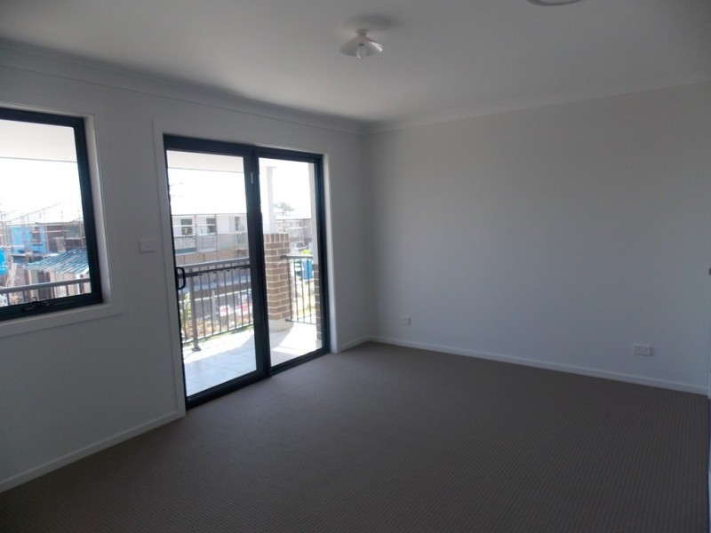 6 Bristol Place, Penrith NSW 2750