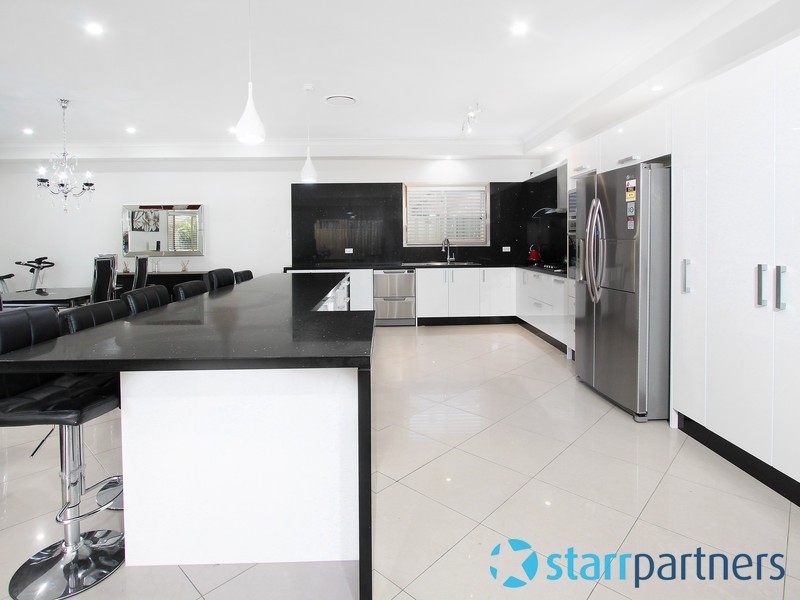 18 Lakewood Terrace, Glenmore Park NSW 2745