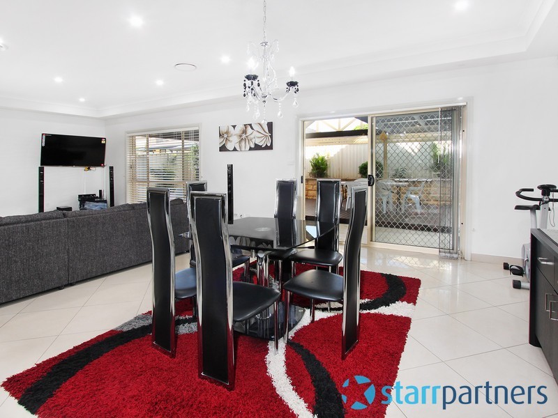 18 Lakewood Terrace, Glenmore Park NSW 2745