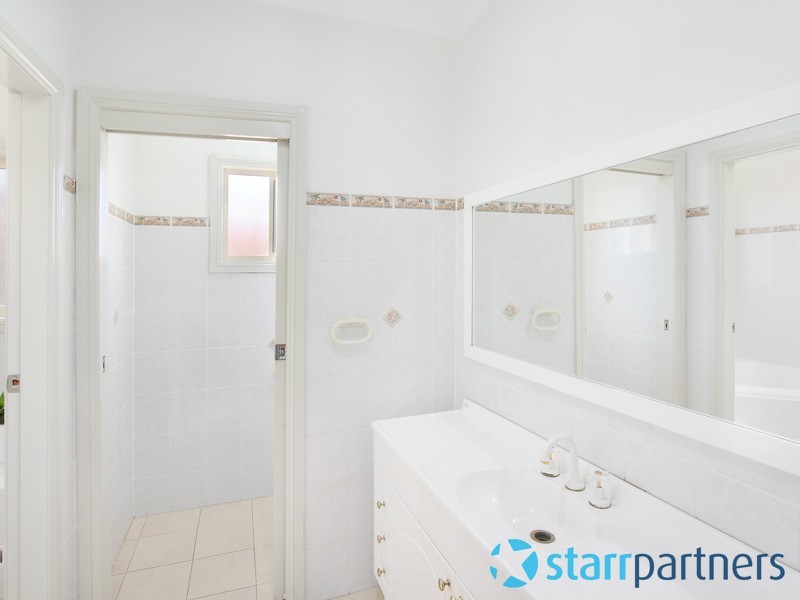 18 Lakewood Terrace, Glenmore Park NSW 2745