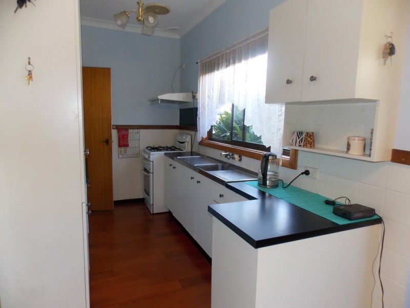 9 Thompson Avenue, St Marys NSW 2760