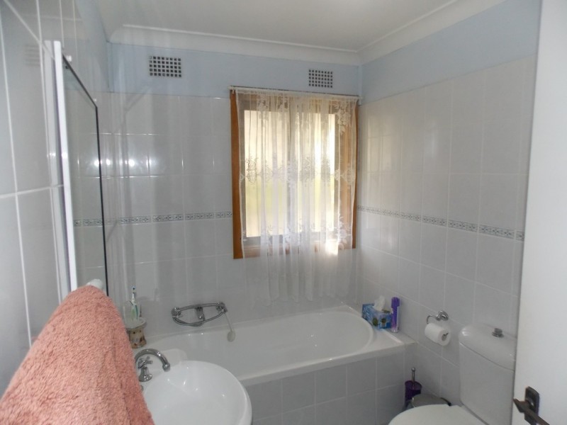 9 Thompson Avenue, St Marys NSW 2760