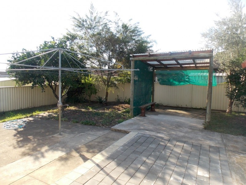 9 Thompson Avenue, St Marys NSW 2760