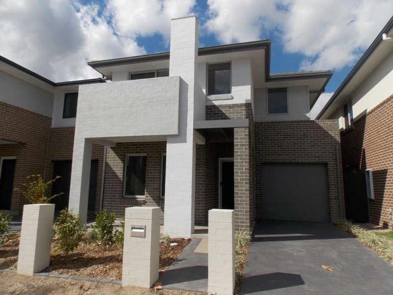 8 Bristol Place, Penrith NSW 2750