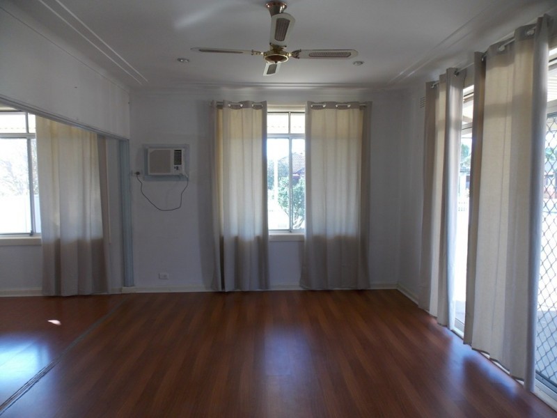 2 Oleander Road, North St Marys NSW 2760