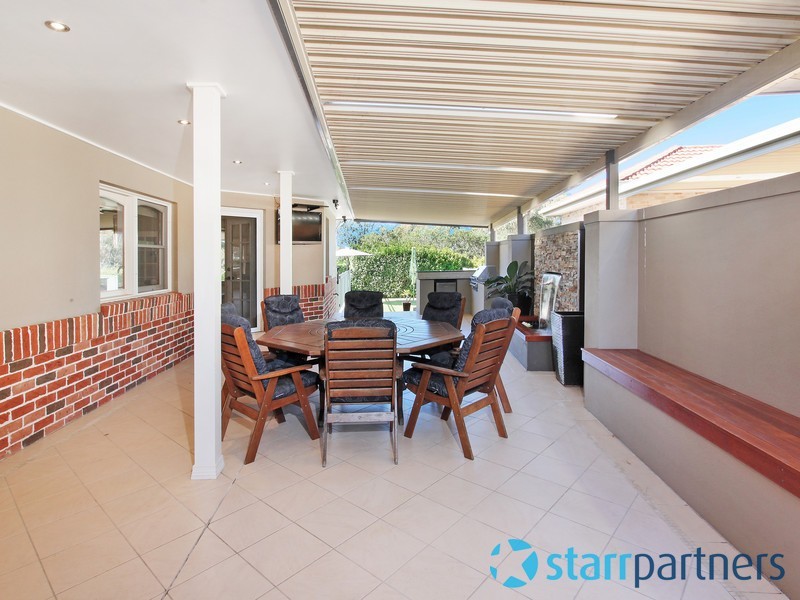 2 Glengarry Dr, Glenmore Park NSW 2745