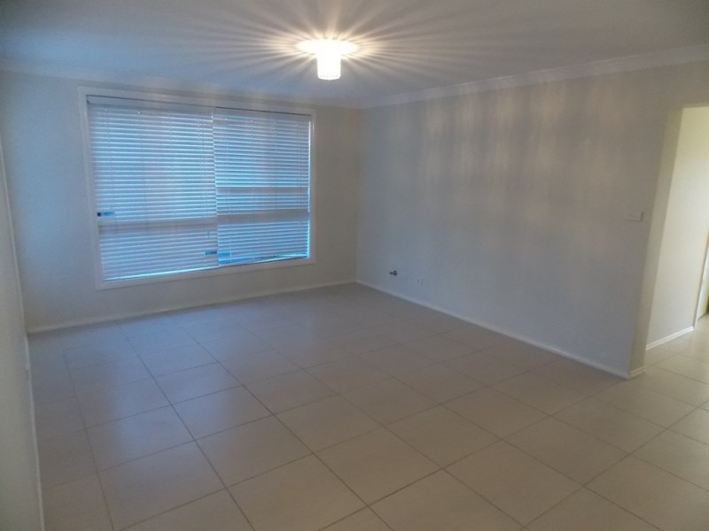 17 Bugle Street, Ropes Crossing NSW 2760