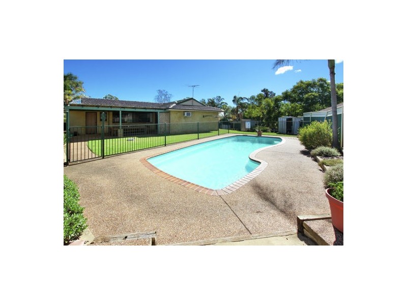 32 Laycock St, Cranebrook NSW 2749