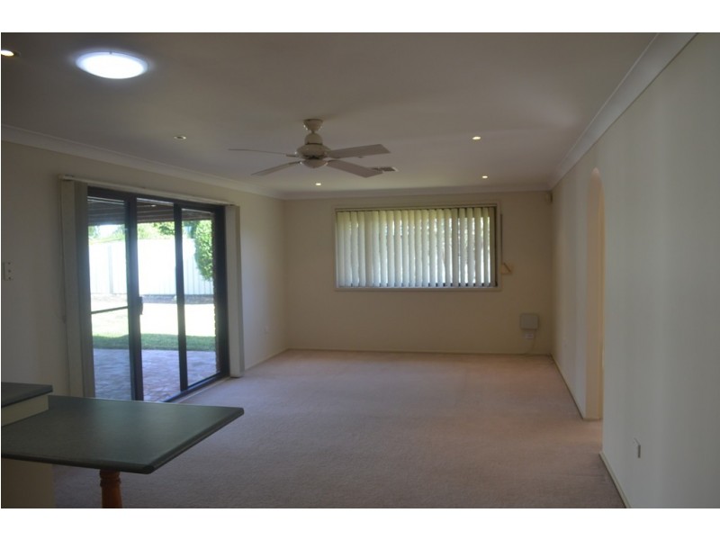 89 Willoring Crescent, Jamisontown NSW 2750