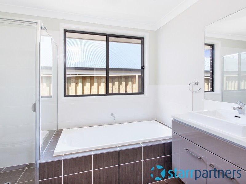 17 James Riley Drive, Glenmore Park NSW 2745