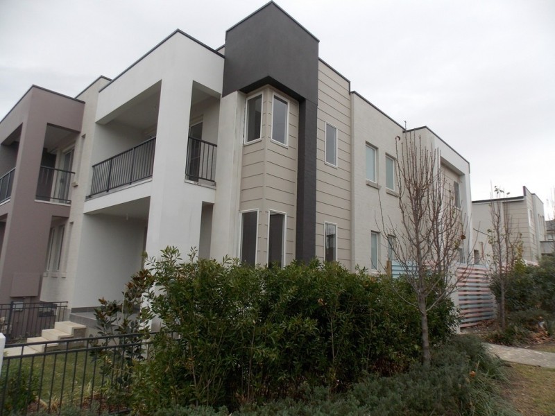 106 Lord Sheffield Circuit, Penrith NSW 2750