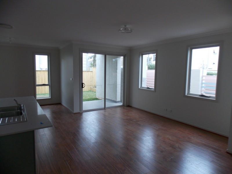 106 Lord Sheffield Circuit, Penrith NSW 2750