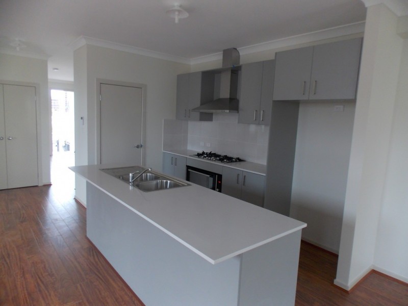 106 Lord Sheffield Circuit, Penrith NSW 2750