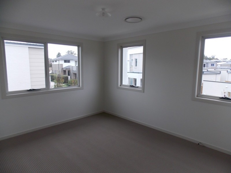 106 Lord Sheffield Circuit, Penrith NSW 2750