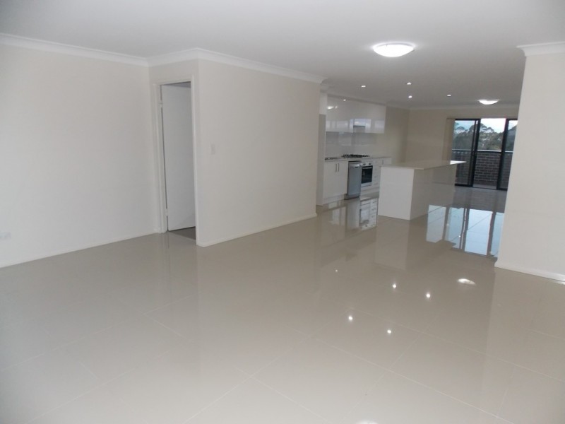 27/1 Glenmore Ridge Drive, Glenmore Park NSW 2745