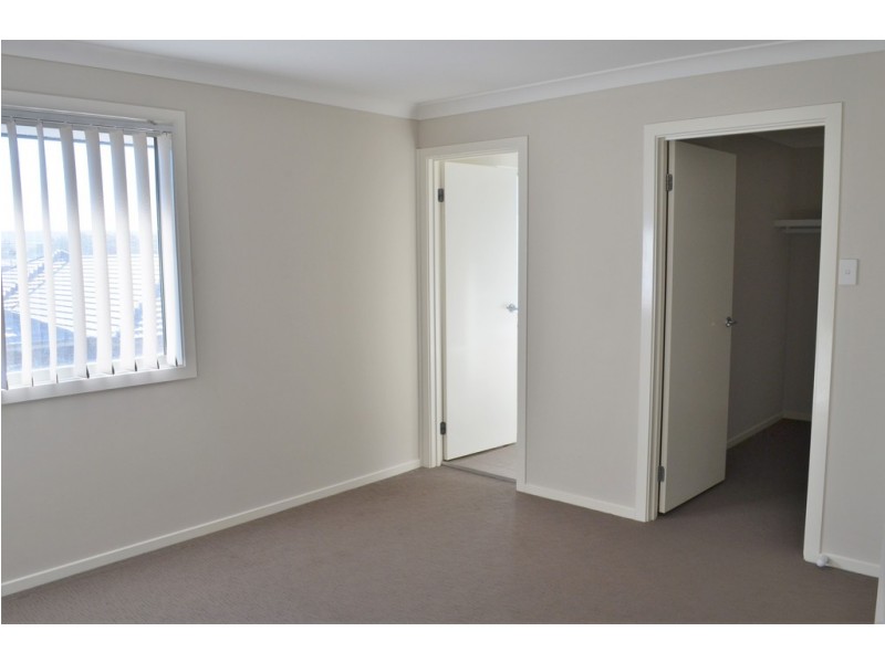 18 Walshaw Street, Penrith NSW 2750