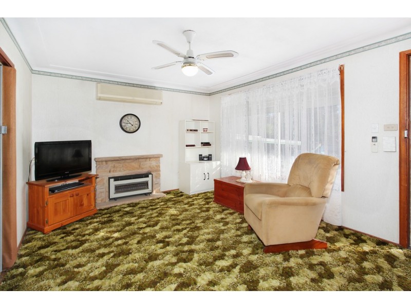 74 Barlow Street, Cambridge Park NSW 2747