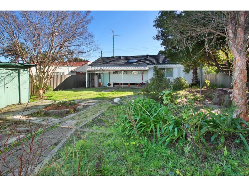 74 Barlow Street, Cambridge Park NSW 2747