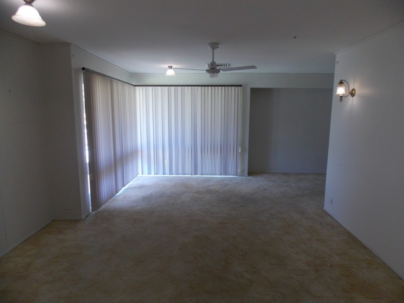 27 Racecourse Road, South Penrith NSW 2750