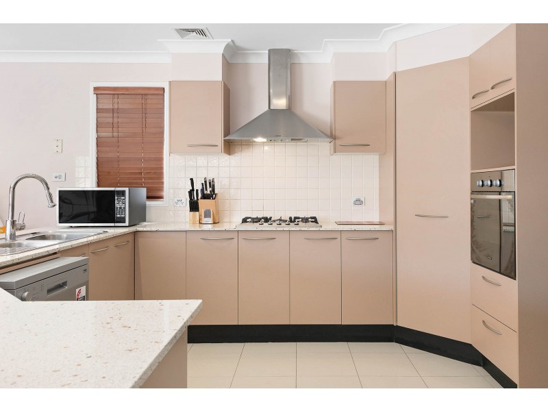 128 Ridgetop Drive, Glenmore Park NSW 2745