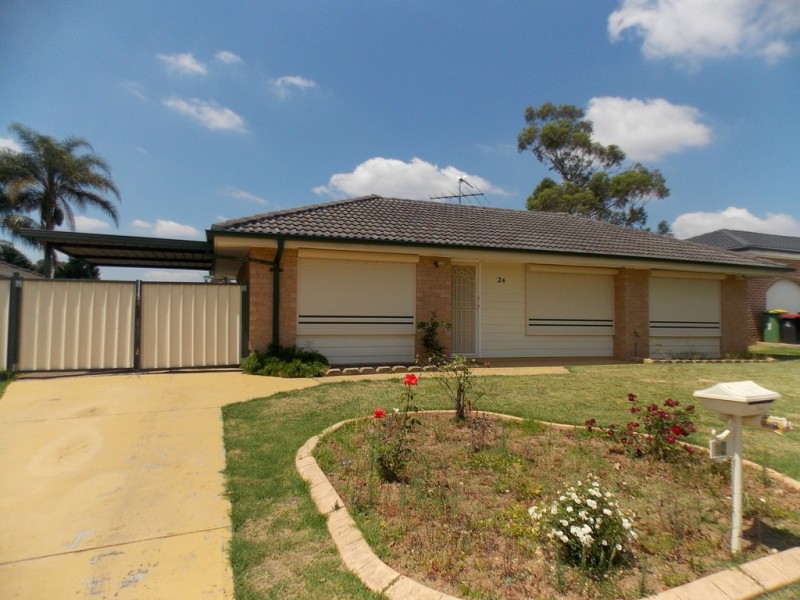 24 Dampier Avenue, Werrington County NSW 2747