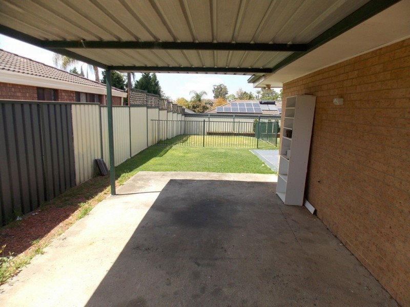 24 Dampier Avenue, Werrington County NSW 2747