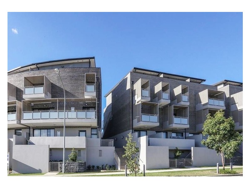 32/1 Glenmore Ridge Drive, Glenmore Park NSW 2745