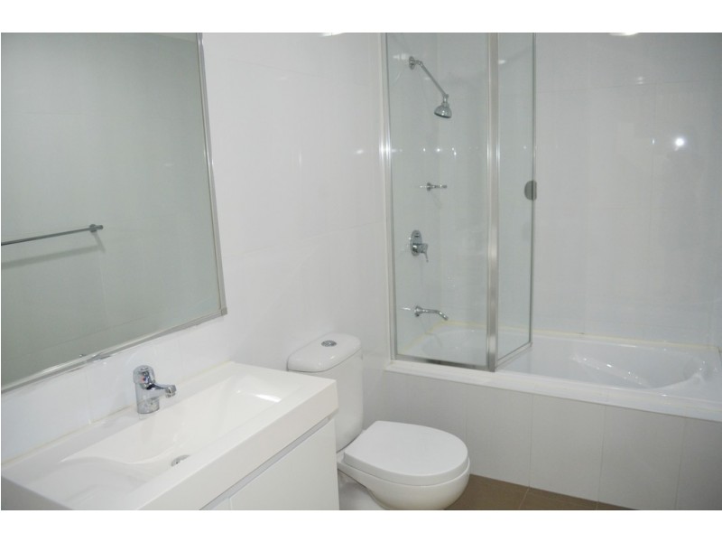 32/1 Glenmore Ridge Drive, Glenmore Park NSW 2745