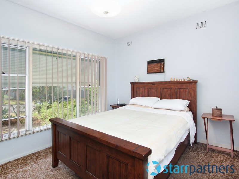 1 Sandringham Avenue, Cambridge Park NSW 2747