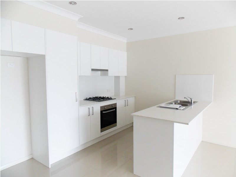 28/1 Glenmore Ridge Drive, Glenmore Park NSW 2745