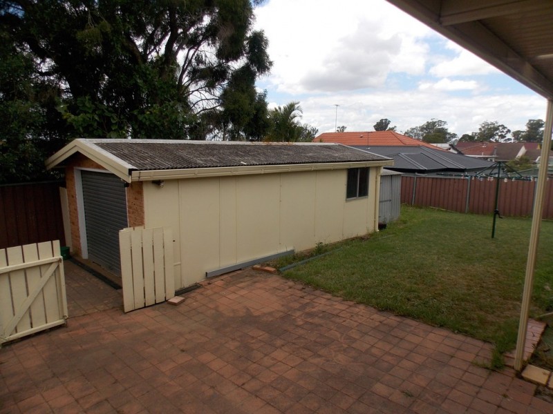 82 College Street, Cambridge Park NSW 2747