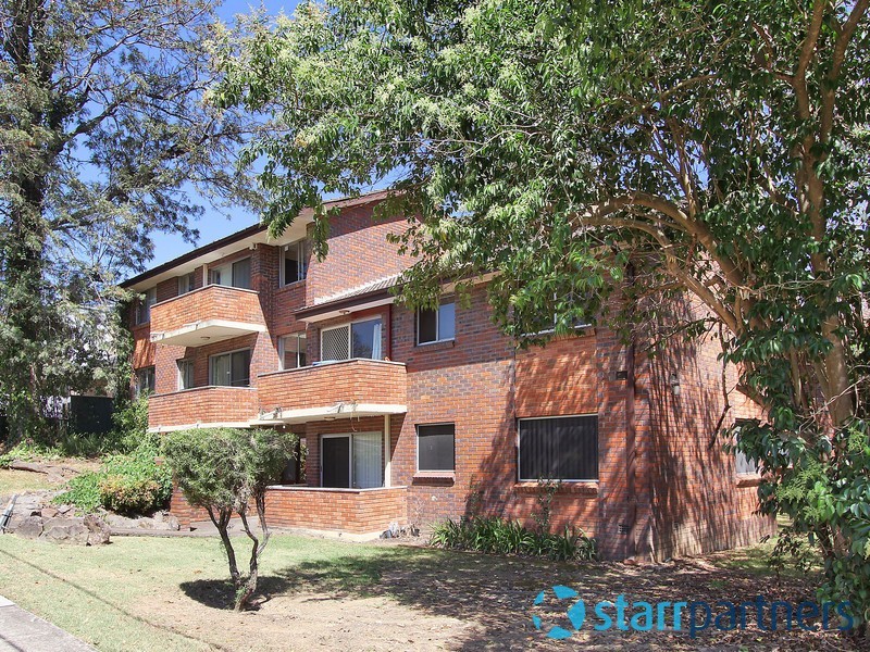 2/5 Lemongrove Road, Penrith NSW 2750