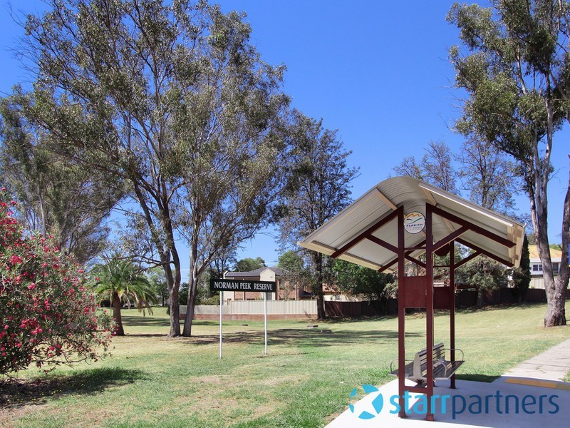 2/5 Lemongrove Road, Penrith NSW 2750