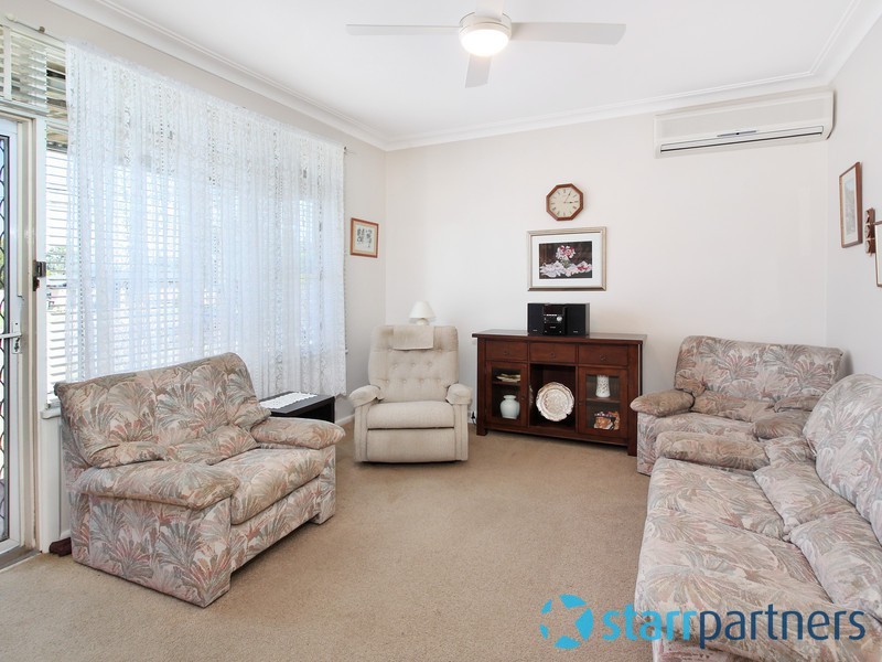 33 Gibson Avenue, Werrington NSW 2747