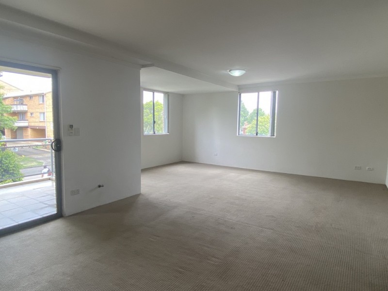 8/3 Garner Street, St Marys NSW 2760