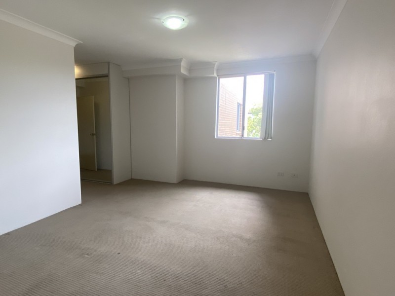 8/3 Garner Street, St Marys NSW 2760