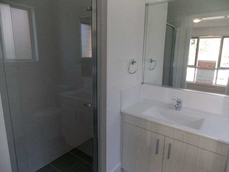 23 Edgewater Drive, Glenmore Park NSW 2745