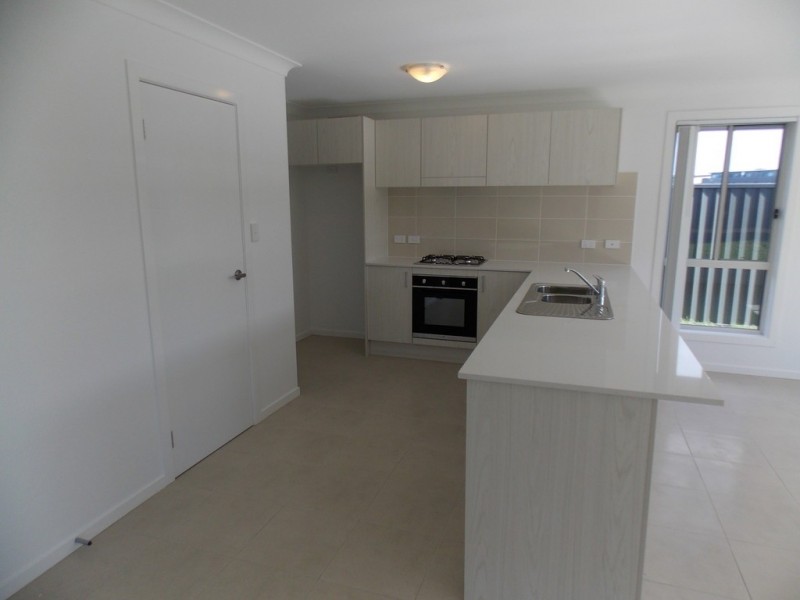 23 Edgewater Drive, Glenmore Park NSW 2745