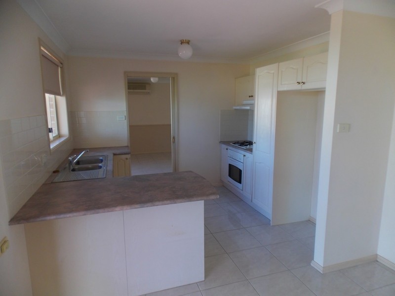 20 Coco Drive, Glenmore Park NSW 2745