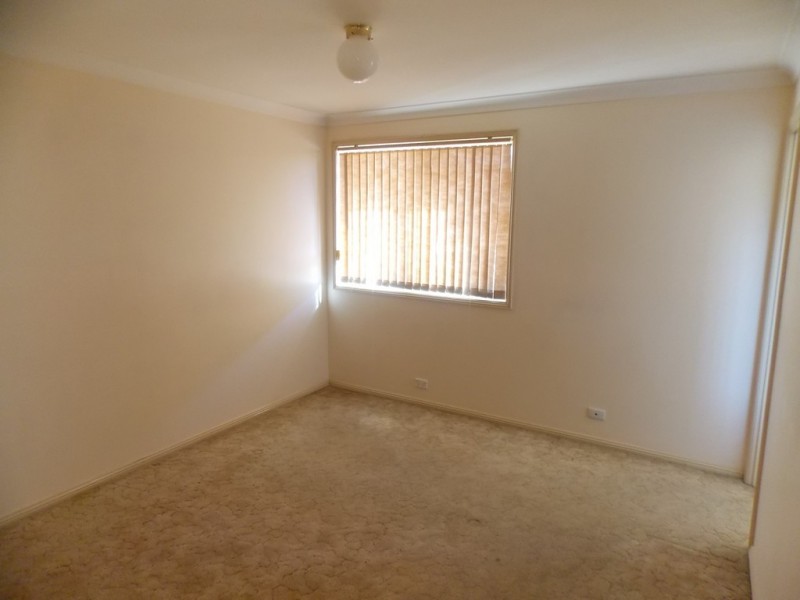 20 Coco Drive, Glenmore Park NSW 2745