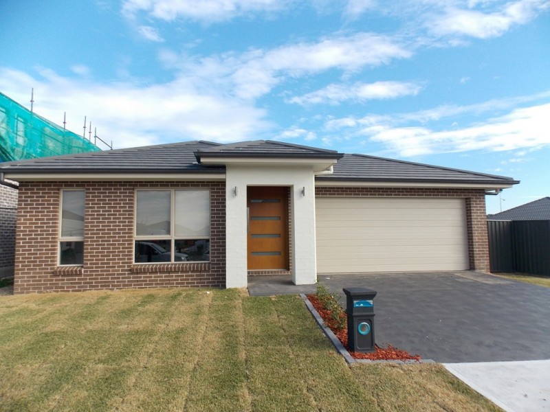 21 Bushpea Avenue, Denham Court NSW 2565