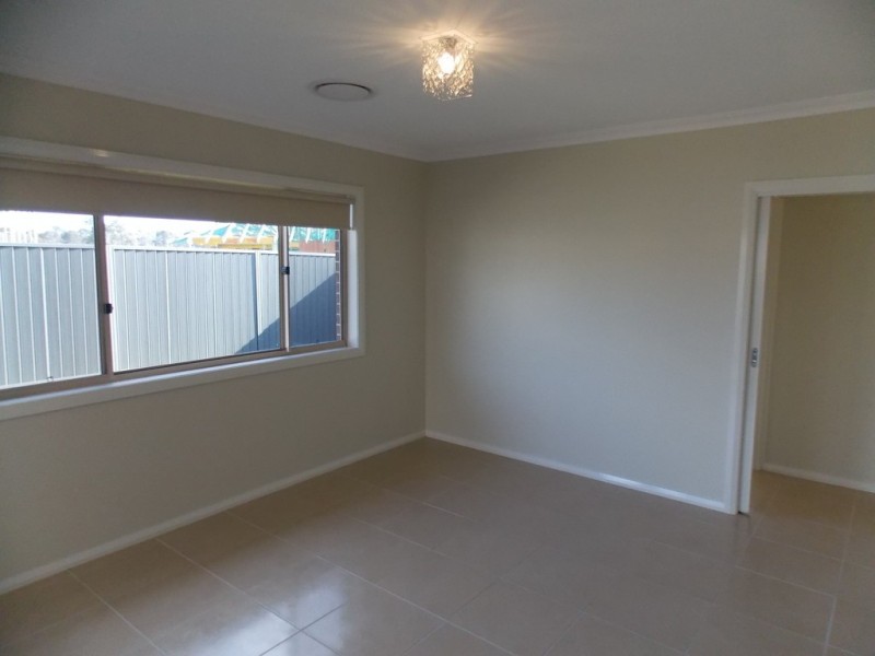 21 Bushpea Avenue, Denham Court NSW 2565