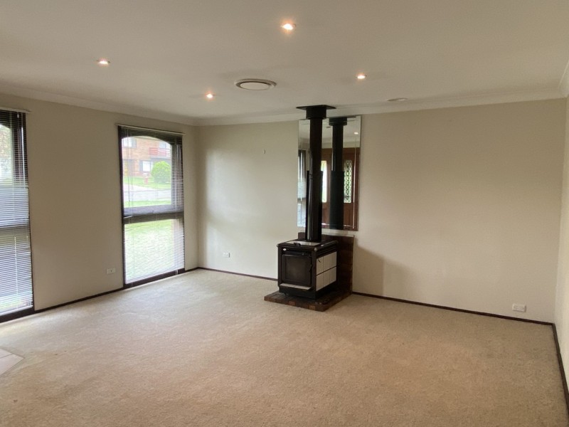 22 Chatsworth Road, St Clair NSW 2759