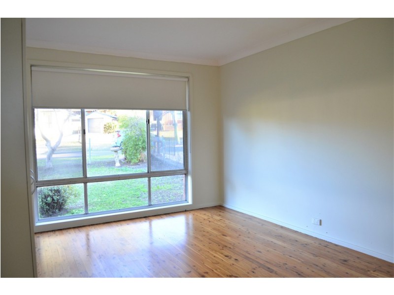 17 Hilltop Road, Penrith NSW 2750