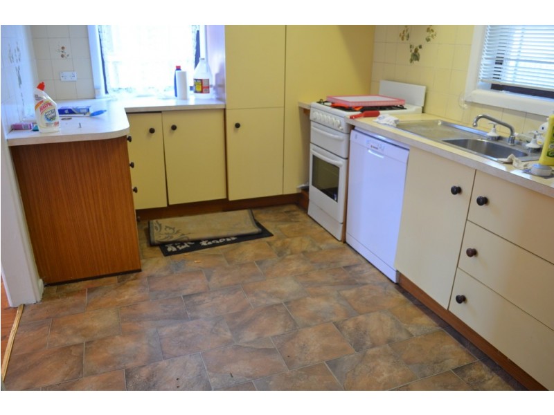 36 Gasmata Crescent, Whalan NSW 2770