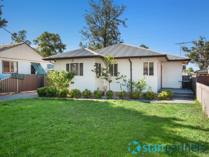 45 Eton Road, Cambridge Park NSW 2747
