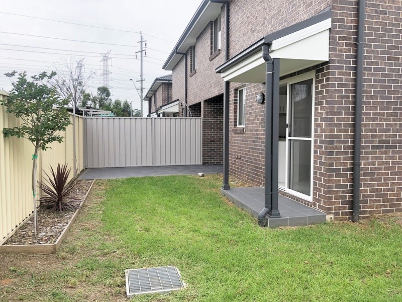 2/41 Melbourne Street, Oxley Park NSW 2760